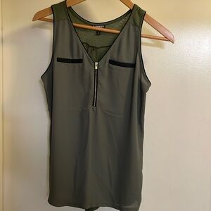 Sleeveless Dress Shirt